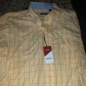 Izod button down
